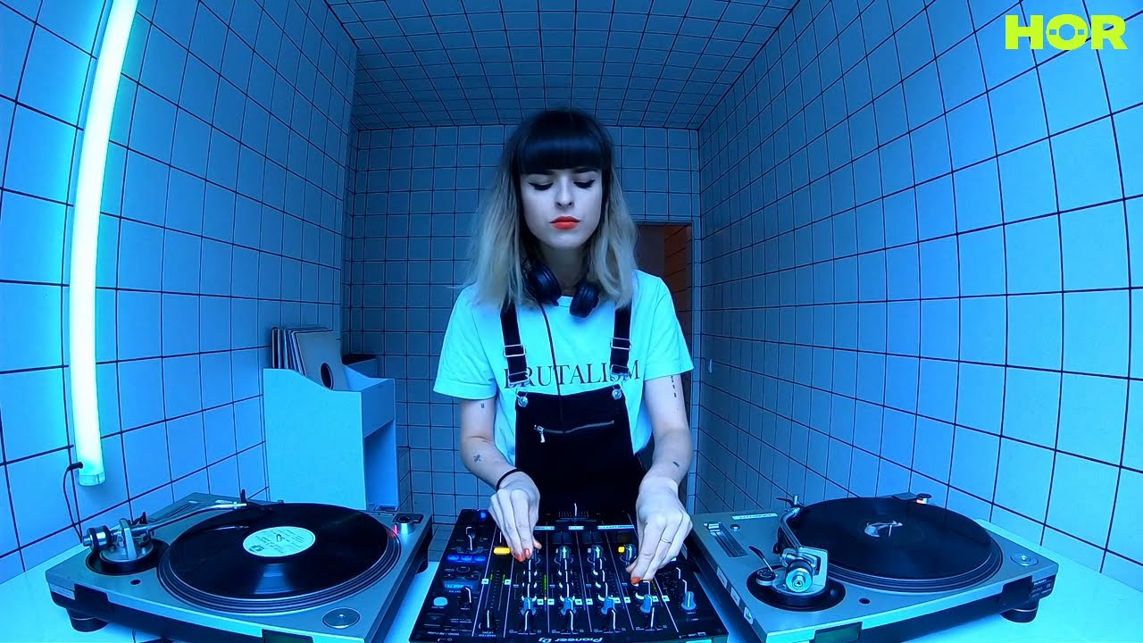 Thursdays: Live DJ at The Lasseter
